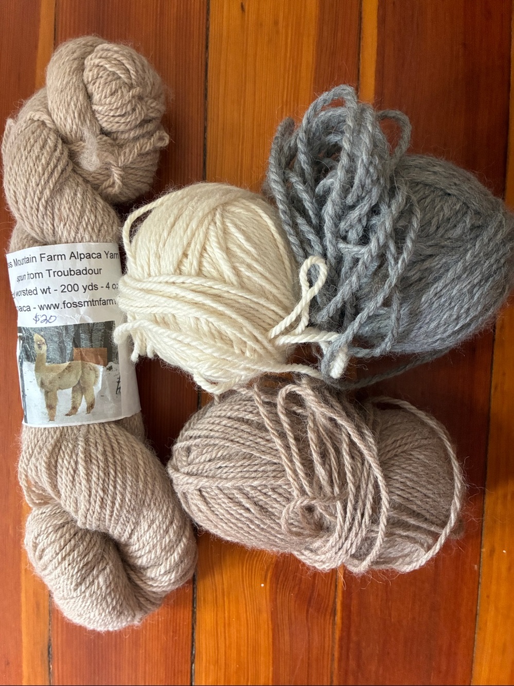 NWT 100% alpaca yarn knitting crafts